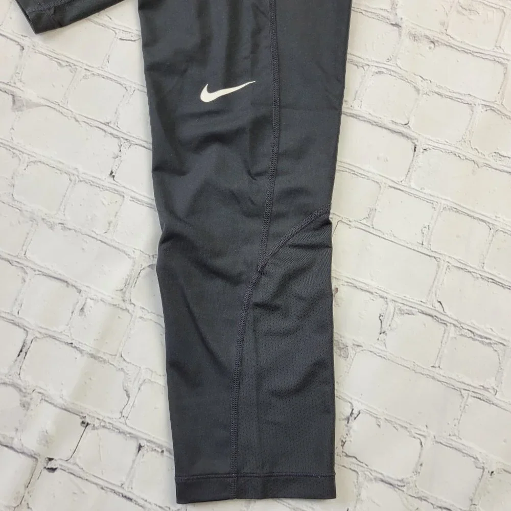✅ Nike Dri-FIT Women Black solid Print Training Capris Leggings Size M